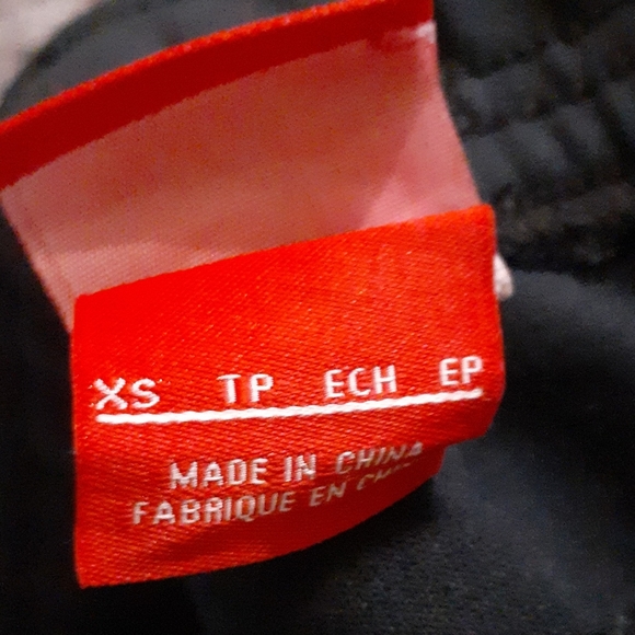 Nike Joggers Black (Like New) - Picture 12 of 16